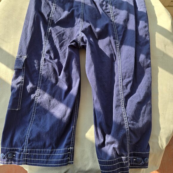 Coldwater creek cargo Capri pants Size 10 - Picture 3 of 7